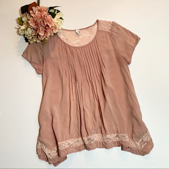 Tokyo Darling Blush Top - Picture 2 of 5